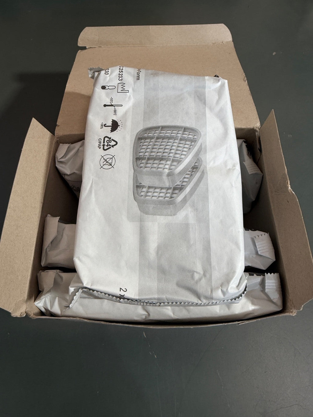 3M 6075 A1 Formaldehyde Gas Vapour Filters 4 Pairs 8 Filters Genuine