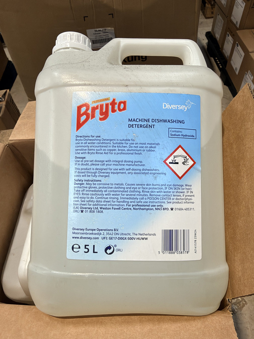 Diversey Bryta Machine Dishwashing Detergent – actual stock photo 1