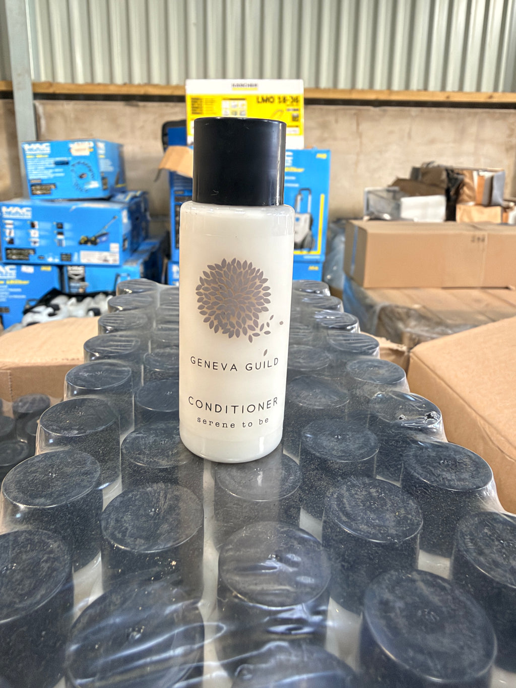 Geneva Guild conditioner 30ml bottle on shrink-wrapped tray