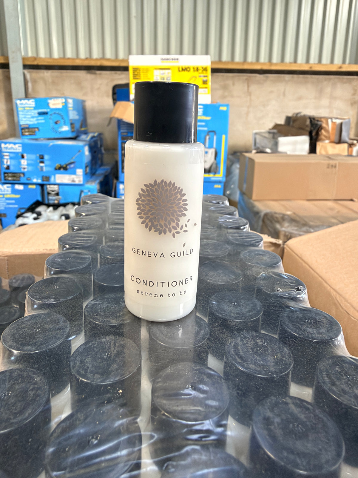 Geneva Guild conditioner 30ml bottle on shrink-wrapped tray