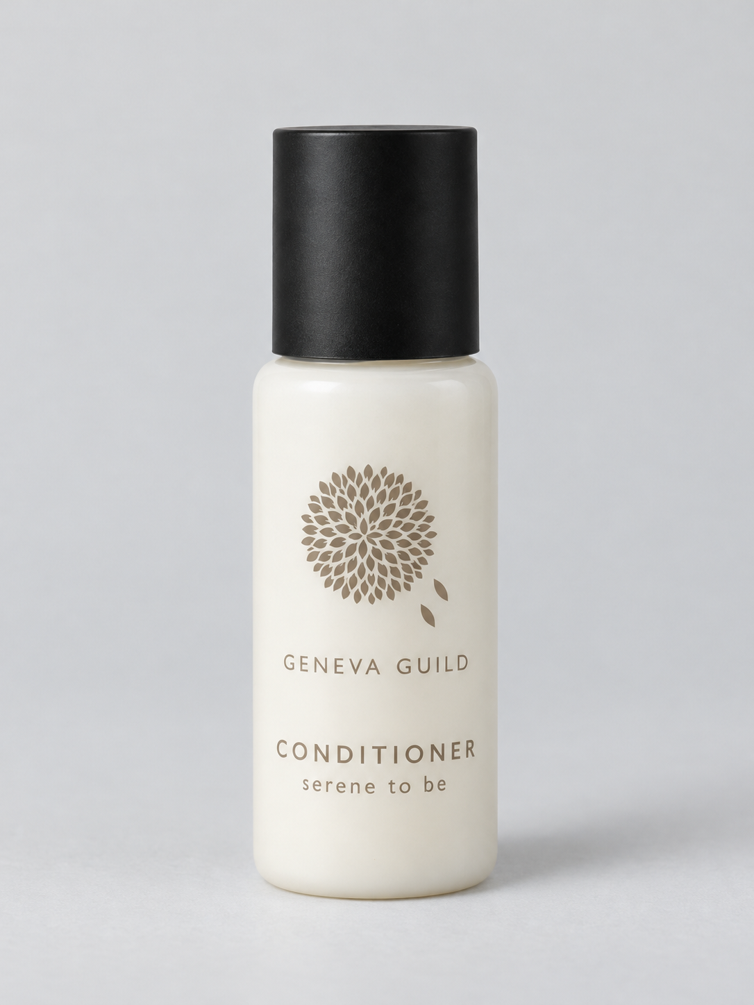Geneva Guild conditioner 30ml bottle – studio image