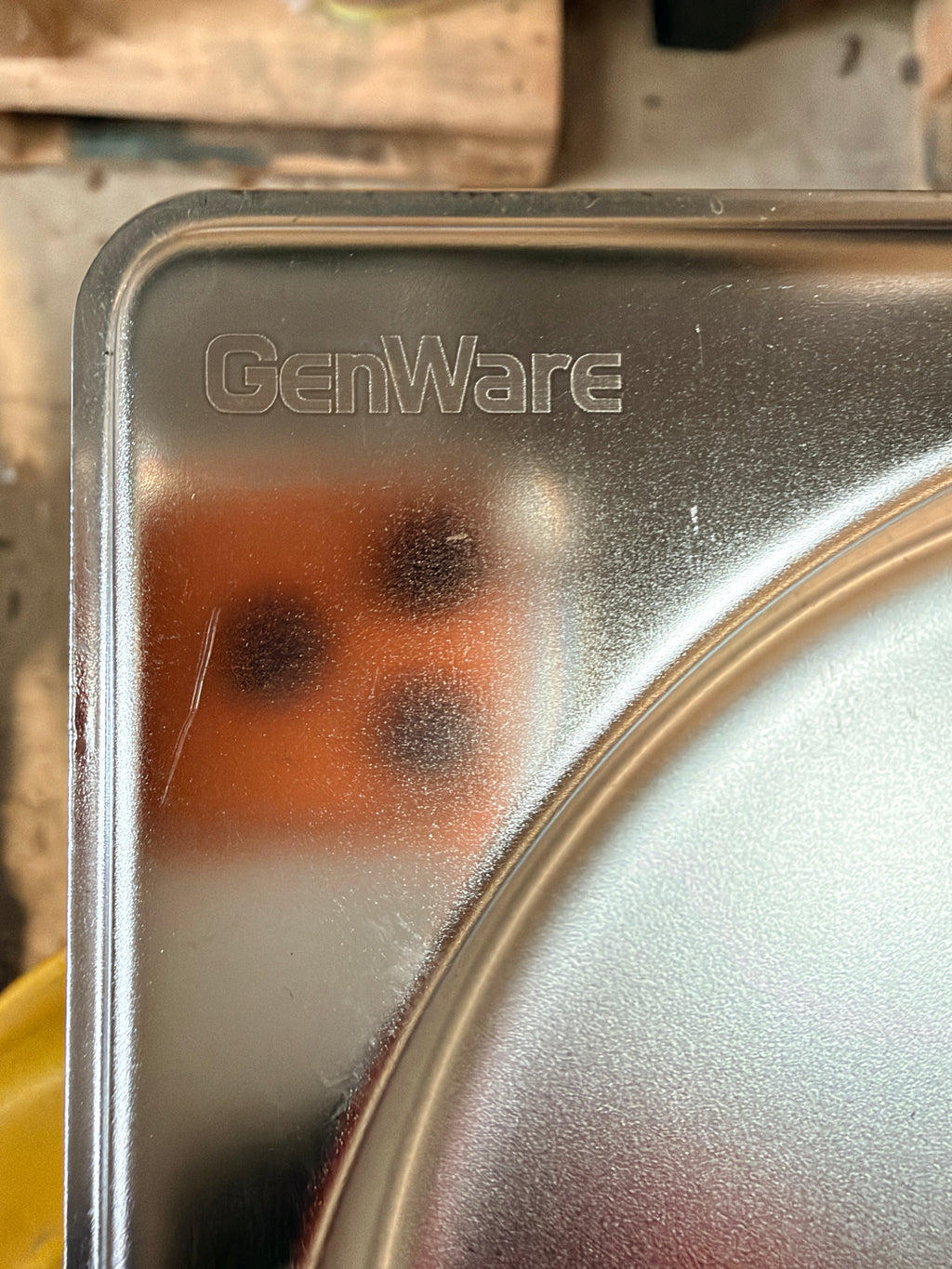 Etched GenWare logo on pan rim