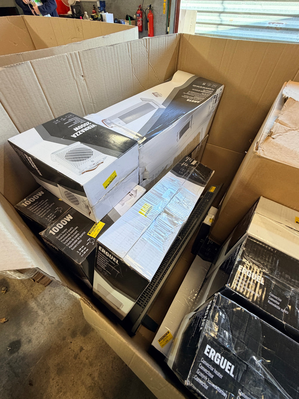 Vernazza, Arsta, quartz and Erguel heaters in box pallet