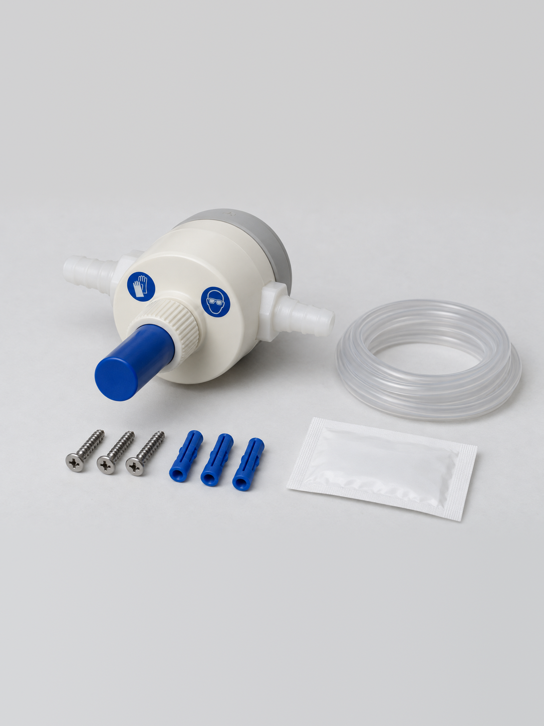 Diversey HPP1 10-30ml hand push pump kit – studio image