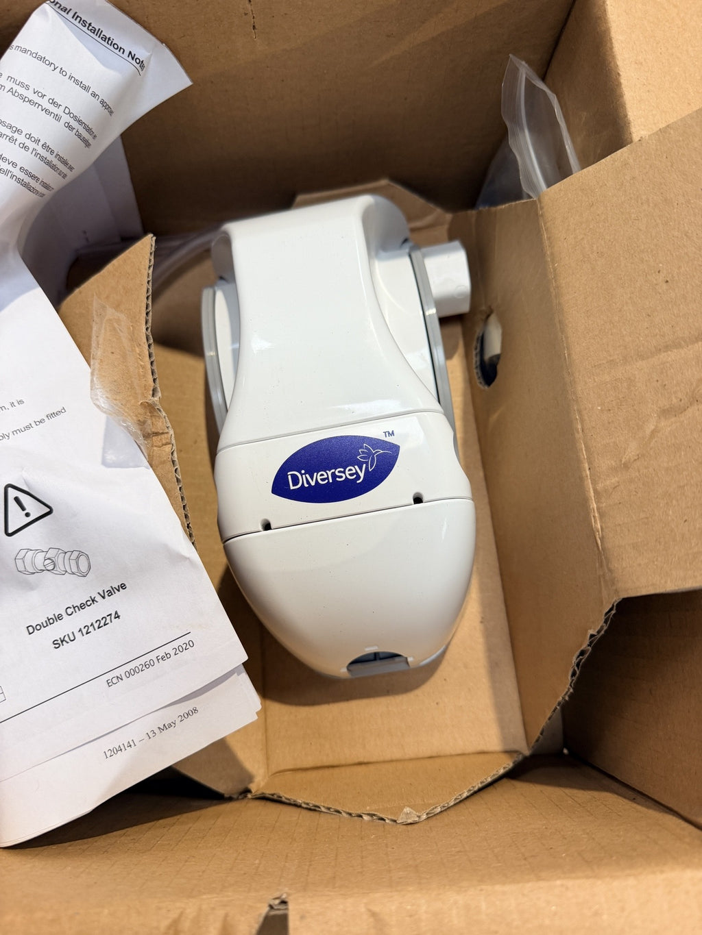 Diversey QFM A-Gap Low Flow BSP MK2 Dispenser – actual stock photo 1