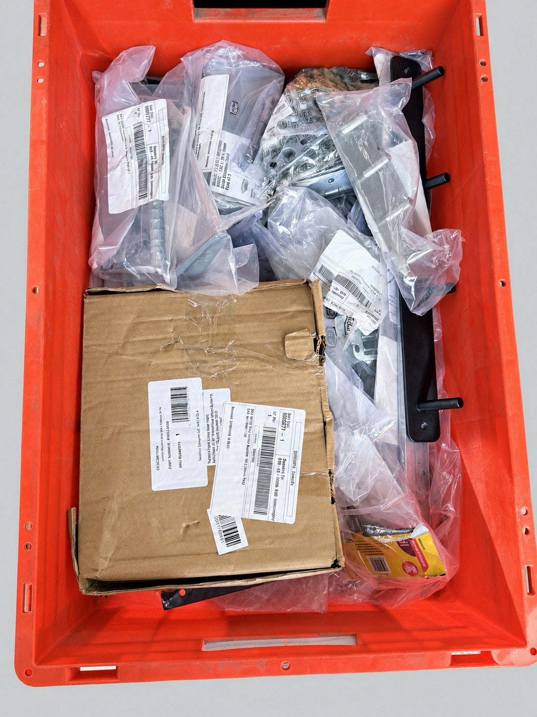 Pallet of window and door hardware photo 6