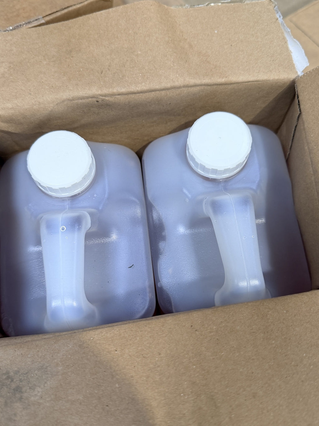 Diversey SA11 Machine Detergent Concentrate – actual stock photo 2