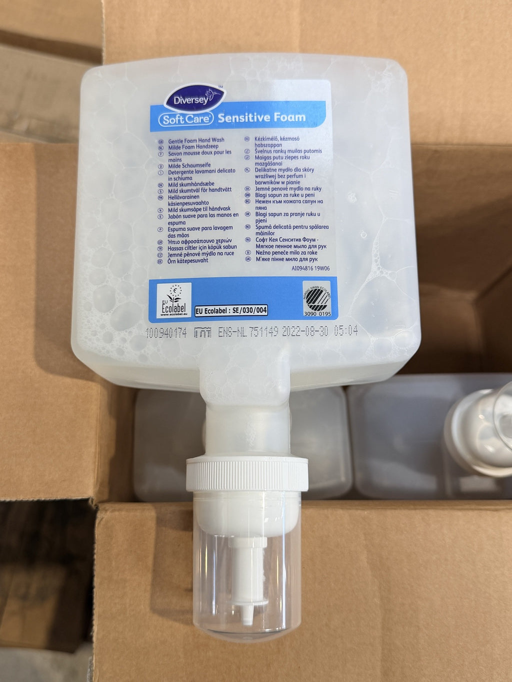 Diversey Soft Care Sensitive Foam – actual stock photo 2