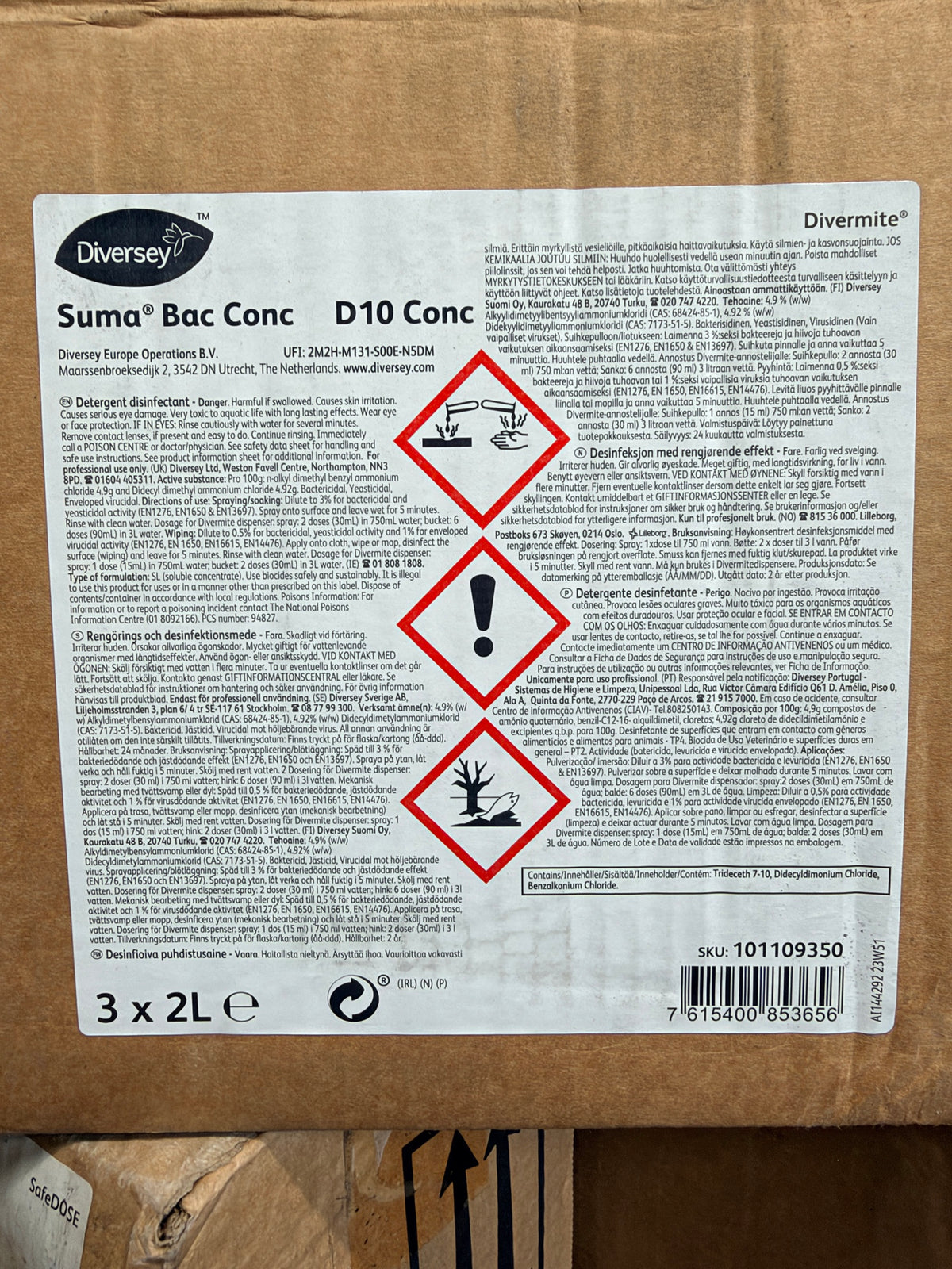 Suma Bac Conc D10 Conc 3 x 2L case label with hazard symbols – actual stock