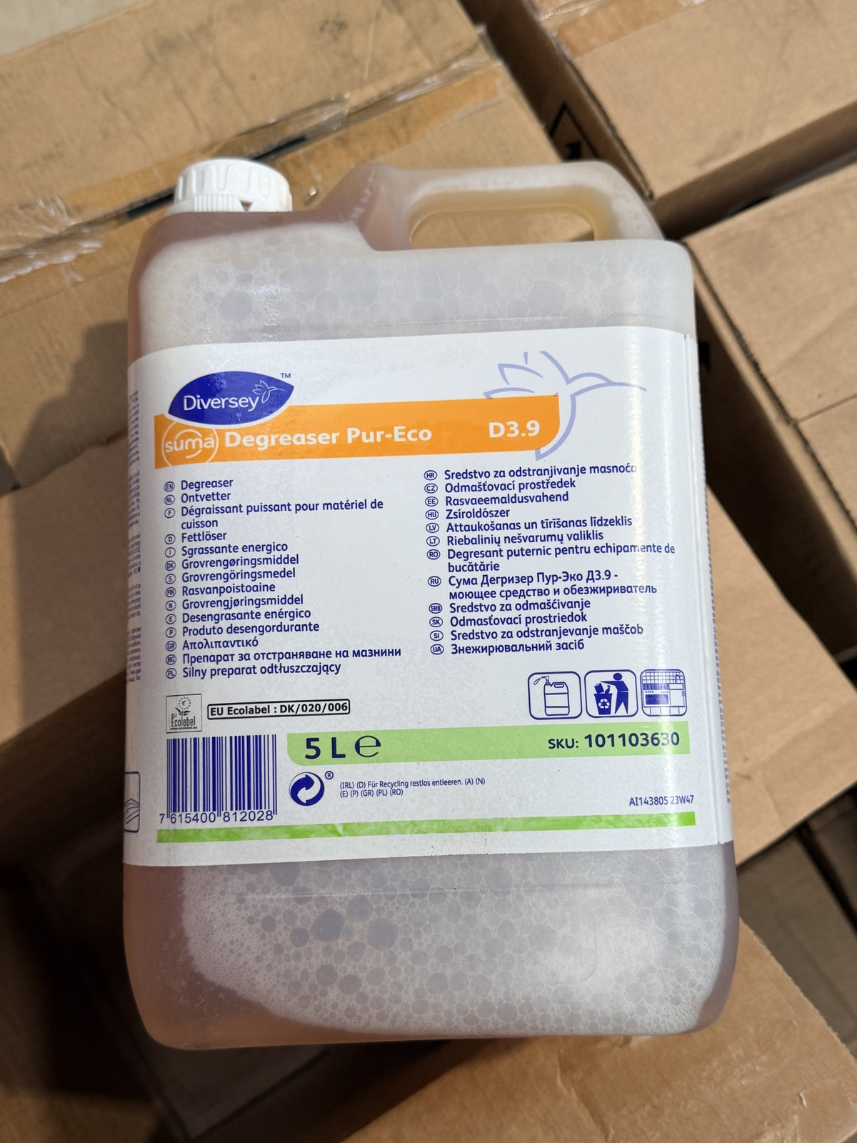 Diversey Suma Degreaser Pur-Eco D3.9 – actual stock photo 2