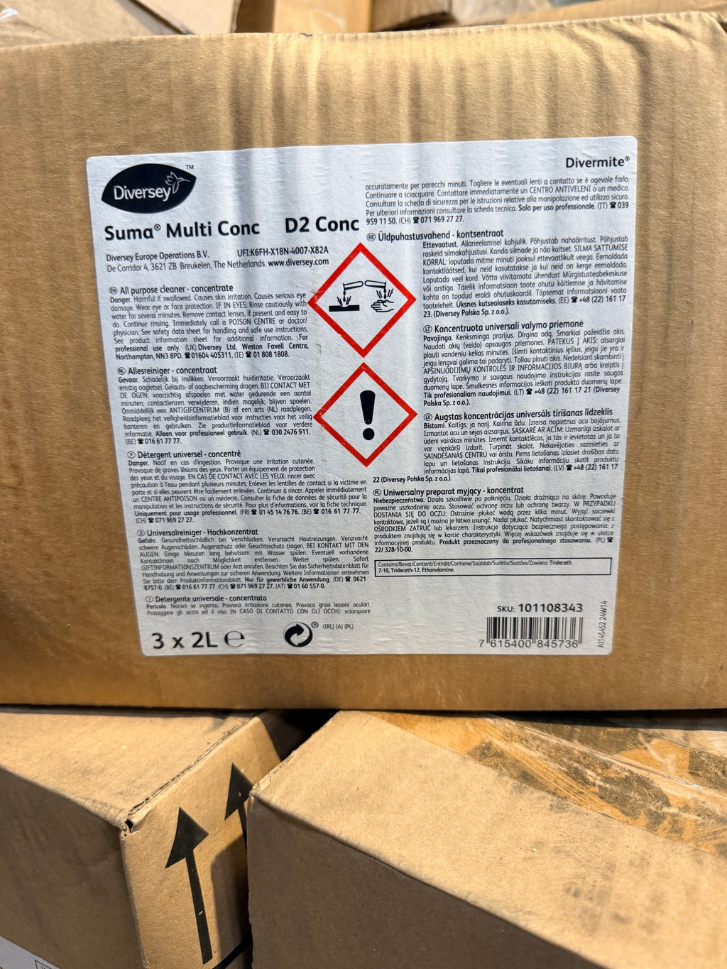 Suma Multi Conc D2 Conc 3 x 2L case label with hazard symbols – actual stock
