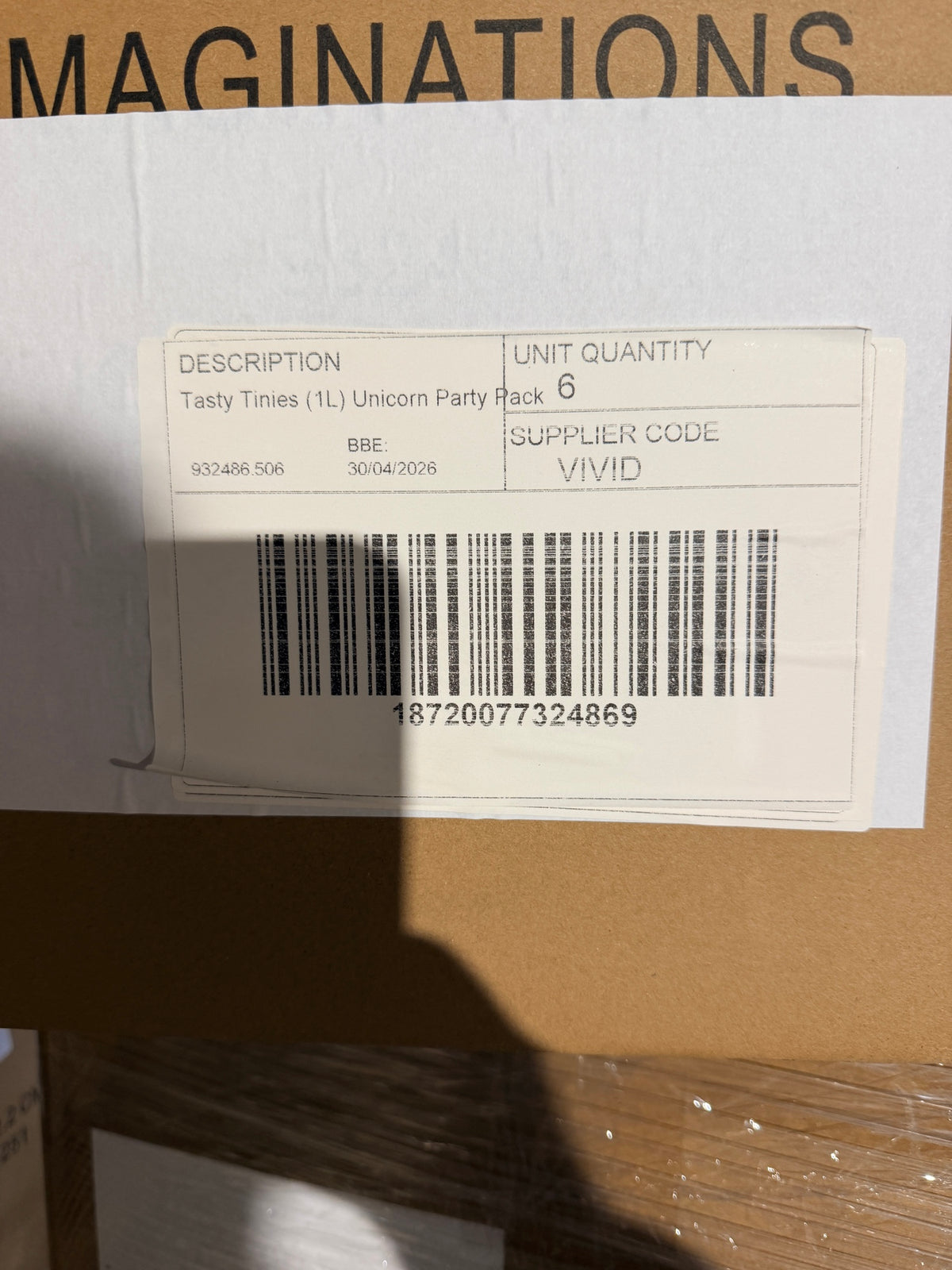 Carton label – Tasty Tinies (1L) Unicorn Party Pack, unit quantity 6, BBE 30/04/2026