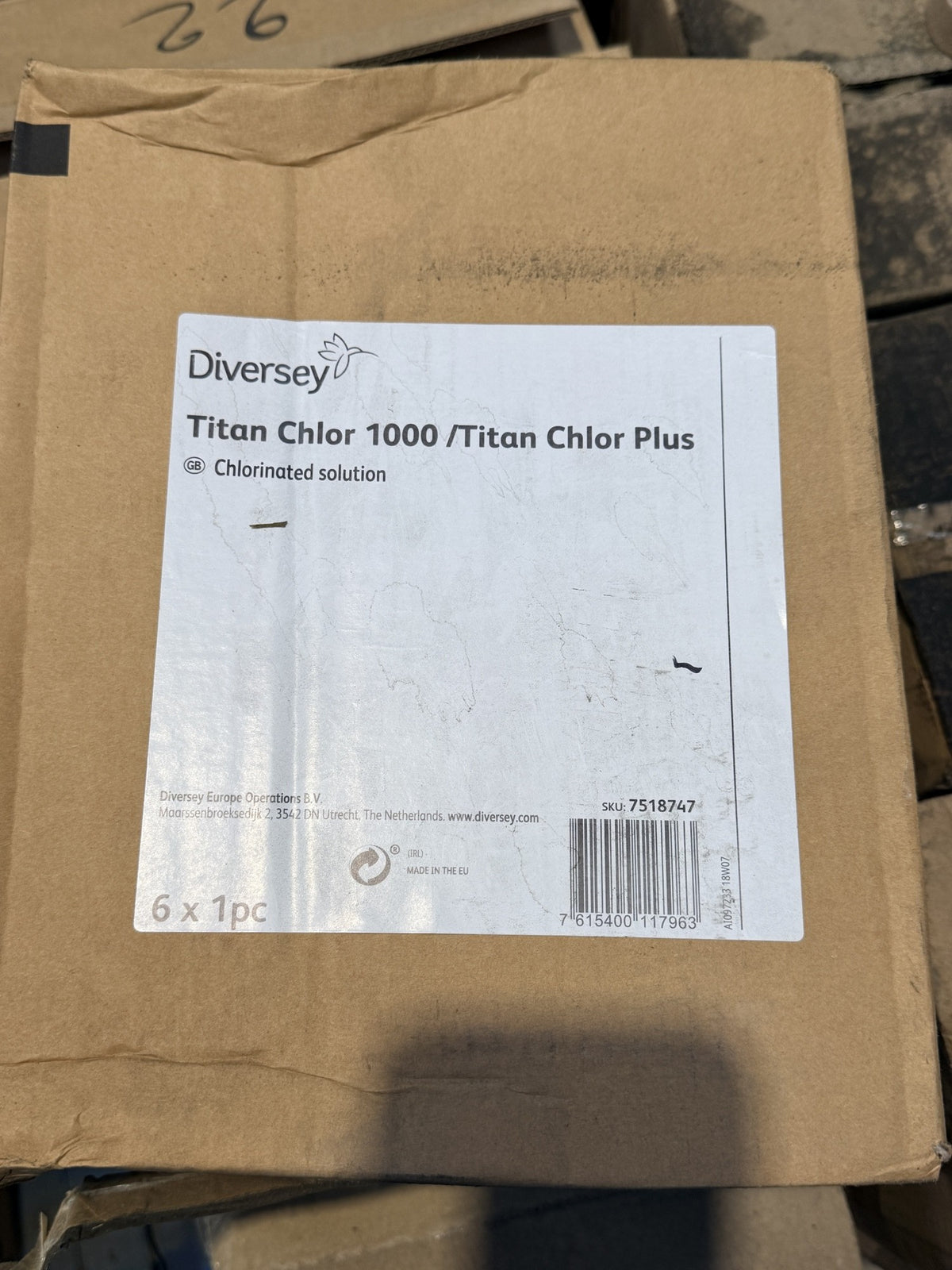 Diversey Titan Chlor 1000 / Titan Chlor Plus – actual stock photo 1