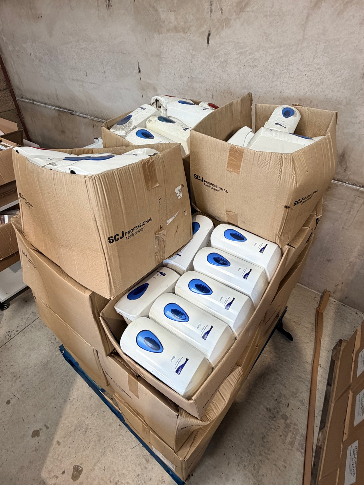 Used mixed washroom dispenser pallet – actual stock