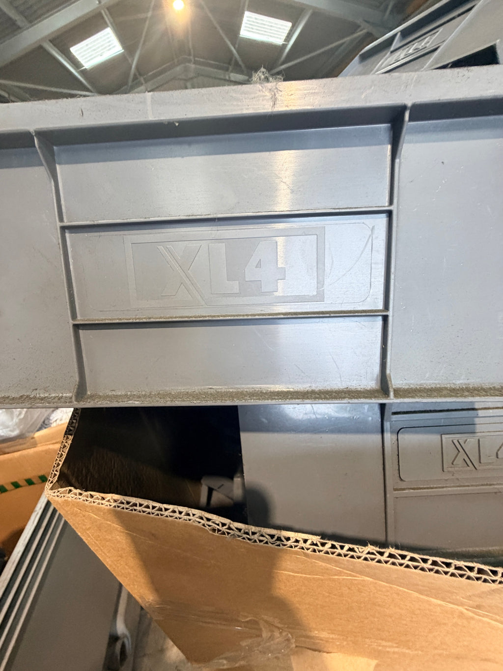 XL4 size moulding on the bin front