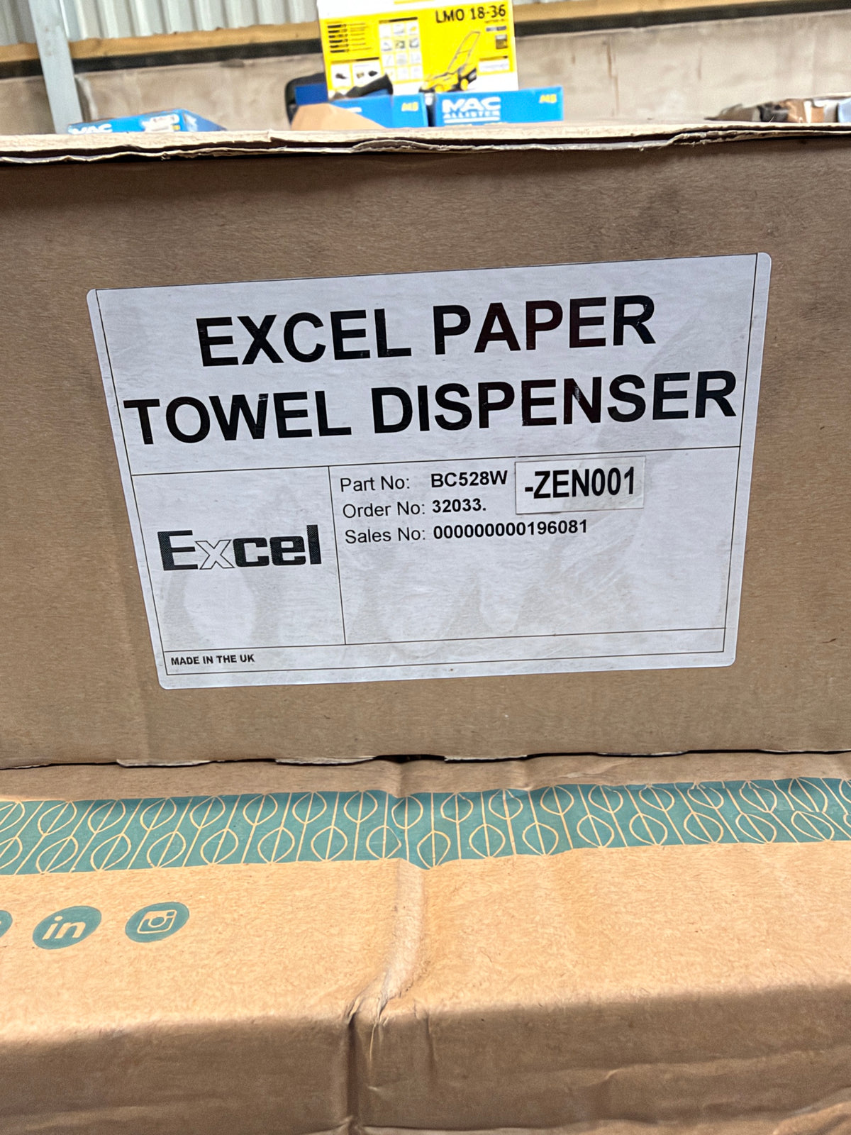Box label – Excel Paper Towel Dispenser, part no BC528W-ZEN001, made in the UK